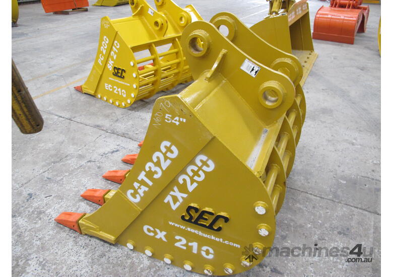 SEC 20 Ton Sieve Bucket for CAT320 - Includes Pin, 1380mm Width, 75mm Gap