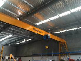 10T Travelling Crane & 2T Post Cranes - picture0' - Click to enlarge