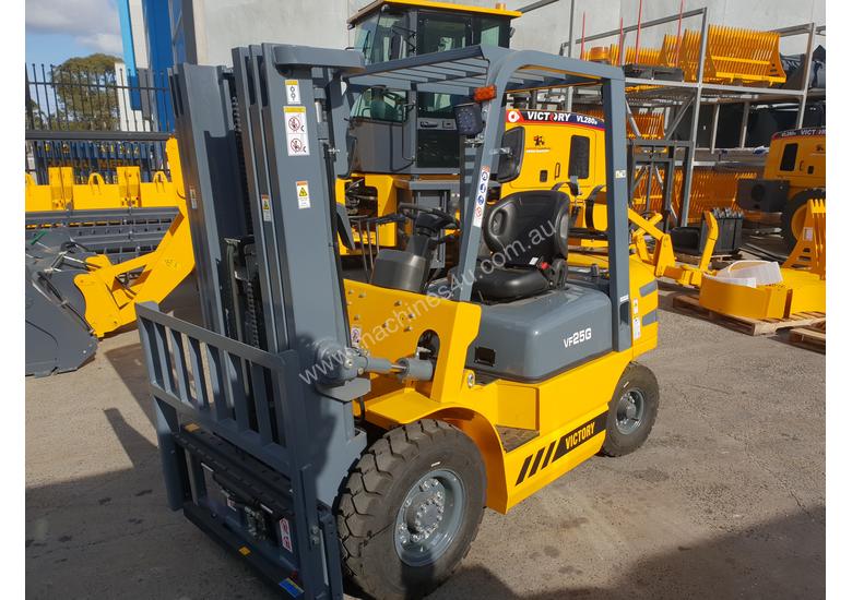 caption Victory VF25G Std dual fuel Forklift