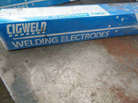 CIGWELD FERROCRAFT 11 ELECTRODE 5kg - 3,2mm#A - picture1' - Click to enlarge