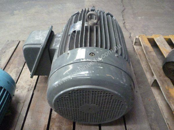 caption TECO 60HP 3 PHASE ELECTRIC MOTOR/ 2800RPM