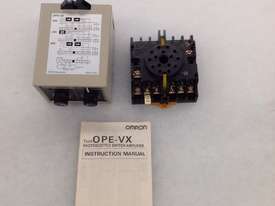 OMRON OPE-VX PHOTOELECTRIC SWITH AMPLIFIER - picture1' - Click to enlarge