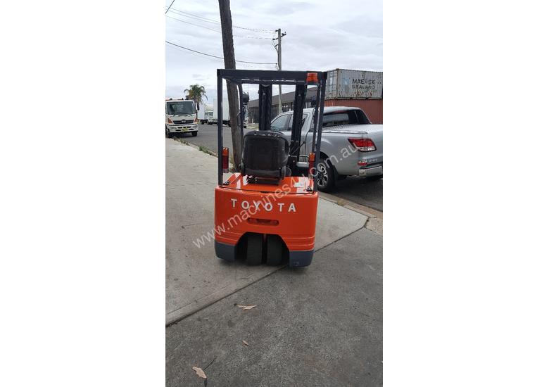 caption Toyota Electric Forklift 5FBE18 4700mm Lift Container Entry Fresh Paint & Serviced