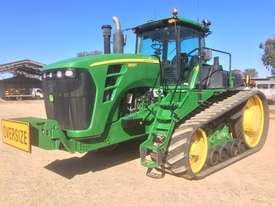 John Deere 9530T Tracked Tractor - picture0' - Click to enlarge