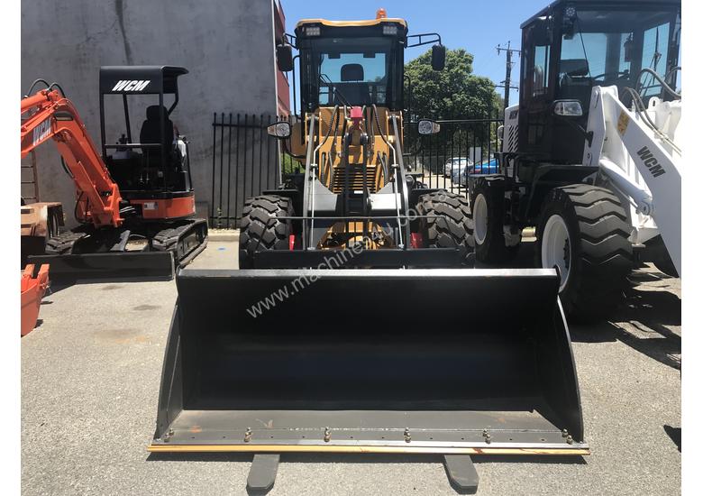 caption Brand New WCM 920 5ton Wheel Loader Lift Capacity: 1.5Ton
