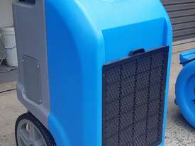 Carpet Fans / Blowers Near New    50 in stock - picture1' - Click to enlarge