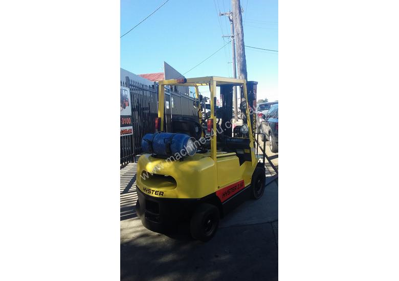 caption Hyster Forklift 2.5 Ton 4300mm Lift Container Mast Side Shift LPG $13000+gst