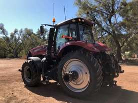 Case IH Magnum 380 FWA/4WD Tractor - picture1' - Click to enlarge