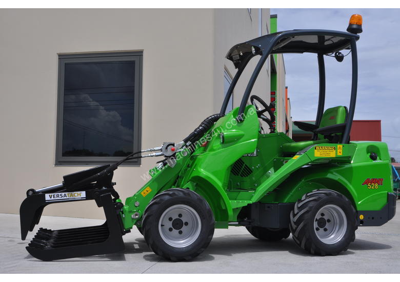 caption Avant 528 Mini Loader W/ HD Log Grab