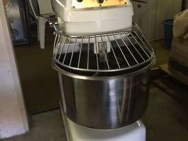Commercial Pizza Mixer - picture0' - Click to enlarge