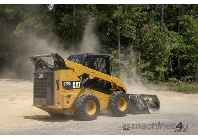 CATERPILLAR® 272D2 SKID STEER LOADER
