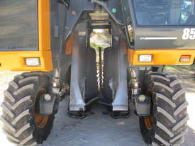 Self Propelled Grape Harvester - picture0' - Click to enlarge