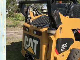 262C Caterpiller Skid Steer - picture1' - Click to enlarge