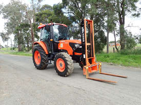 Kubota M8540 FWA/4WD Tractor - picture0' - Click to enlarge