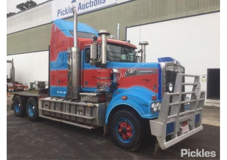 caption 2009 Kenworth T908