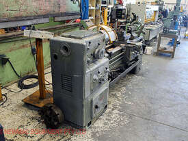 Ursus 225 x 1500 Centre Lathe (415V) – Stock # 3433 - picture0' - Click to enlarge