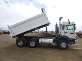Mack MAXTER Cab chassis Truck - picture0' - Click to enlarge