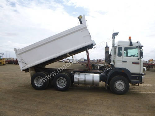 Mack MAXTER Cab chassis Truck
