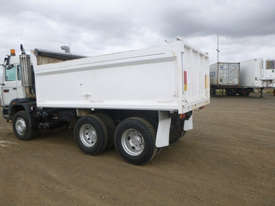 Mack MAXTER Cab chassis Truck - picture1' - Click to enlarge