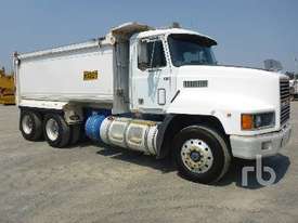 MACK CHR688RST Tipper Truck (T/A) - picture0' - Click to enlarge