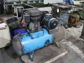 Air Compressor (415V)  - picture0' - Click to enlarge