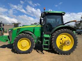 John Deere 8235R Row Crop Tractor - picture0' - Click to enlarge