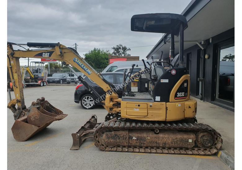 caption USED 2007 CAT 303CCR EXCAVATOR 3.5T + BUCKETS & AUGER DRIVE