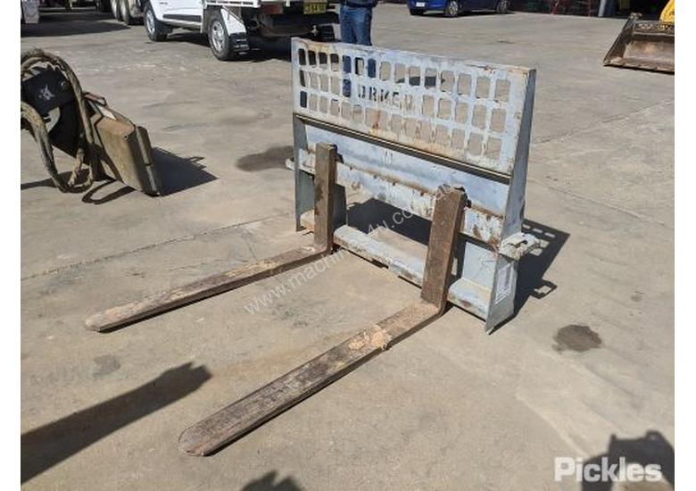 caption Bobcat Fork Tines Attachment