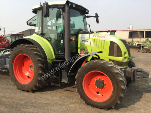 Claas ARION 530 FWA/4WD Tractor