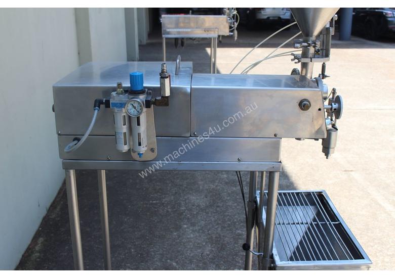 caption Piston Filler