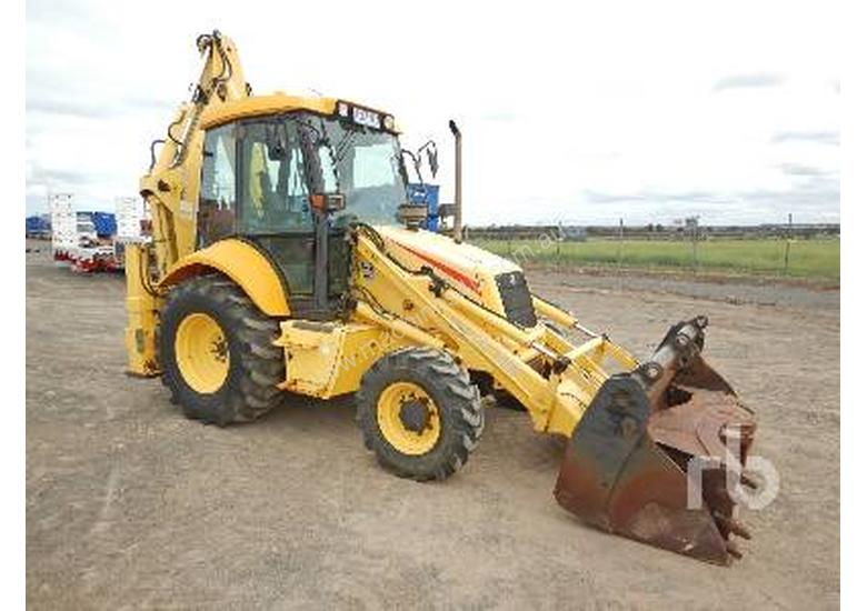 Used 2004 New Holland LB90B Backhoe in , - Listed on Machines4u