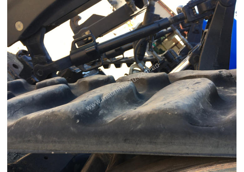 caption New Holland T8-435 Tracked Tractor