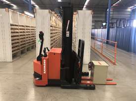RAYMOND RRS30 S/N RRS-15-02459 WALKIE REACH STACKER PEDESTRIAN FORKLIFT - picture0' - Click to enlarge