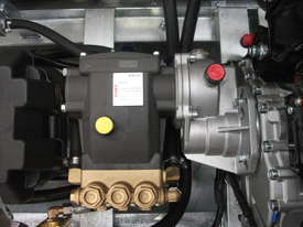Mine Spec 10 HP Yanmar Diesel 3000 PSI 15 LPM   - picture2' - Click to enlarge