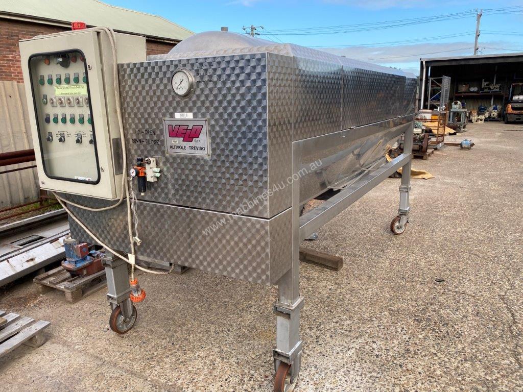 Used Velo Velo Pneumatic Wine Press Vineyard Equipment in BOOLAROO, NSW