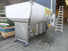 Wyma Clean Wet Hopper - picture0' - Click to enlarge