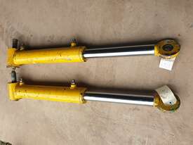Double Acting Hydraulic Ram OD 75mm Stroke 285mm (One Only) - picture0' - Click to enlarge