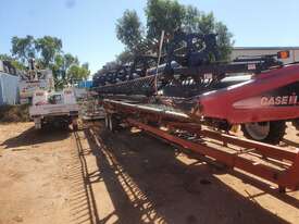 Case IH 2142 Draper Front and Comb Trailer - picture2' - Click to enlarge