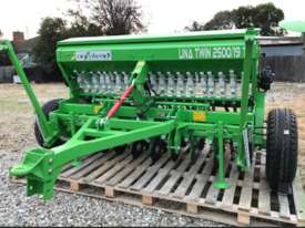 2021 AGROLEAD LINA 2500/19 - picture2' - Click to enlarge