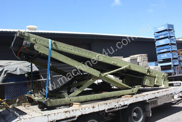 Motorised 5m long 1.5m wide rubber belt conveyor scissor lift hydraulic adjustable angle height