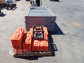 PALLET COMPRISING OF TEMPORARY POOL FENCING & BASE FEET - picture0' - Click to enlarge