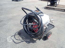 PETROL PRESSURE CLEANER - picture0' - Click to enlarge