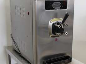 Brullen I18 Ice Cream Machine - picture0' - Click to enlarge