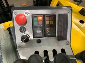 LPG Side Loader - Hire - picture2' - Click to enlarge