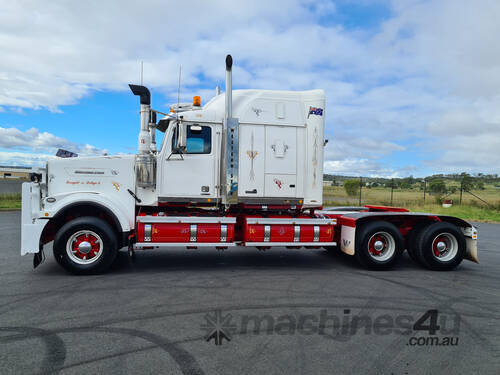 Western Star 6964FX Primemover Truck