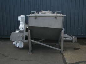 Commercial Ribbon Mixer Meat Pump Extruder - 650L - picture0' - Click to enlarge