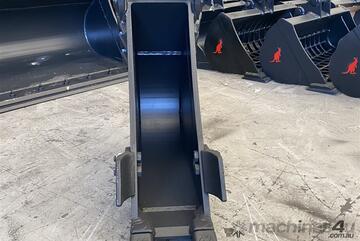 Roo Attachments 5 Ton 200mm GP Bucket