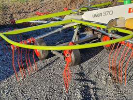 CLAAS Liner 370 Hay Rake - picture0' - Click to enlarge
