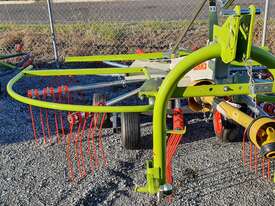 CLAAS Liner 370 Hay Rake - picture1' - Click to enlarge