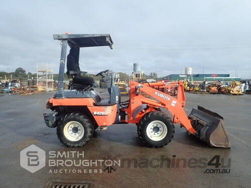 KUBOTA R420S WHEEL LOADER